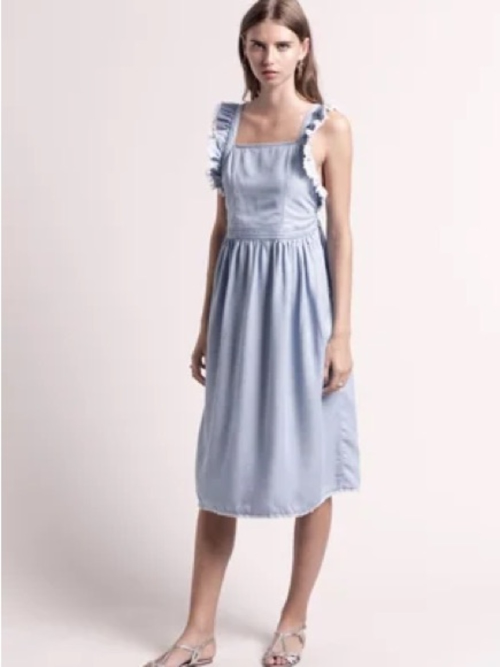 NWT Deby Debo Arizona
Chambray Midi Dress